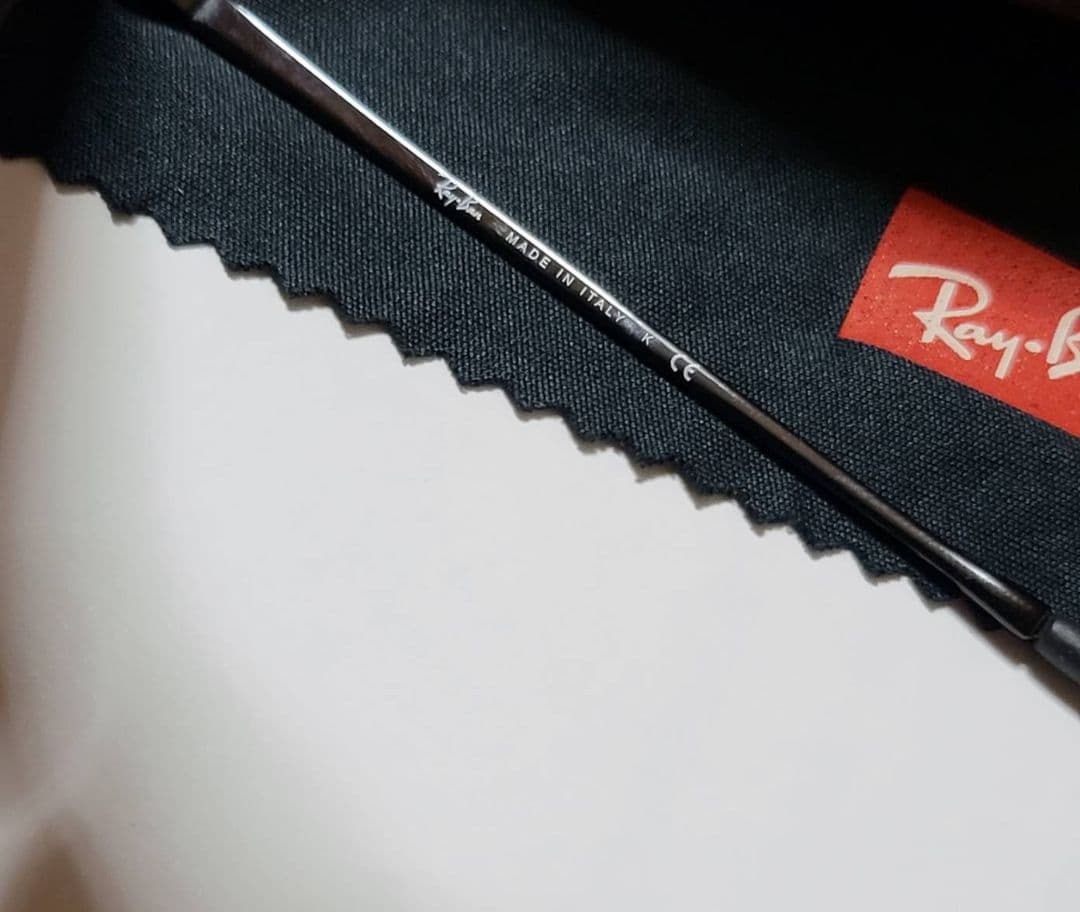 ◆Ray-Ban　レイバン◆サングラス　RB4171-F ERIKA ケース付き