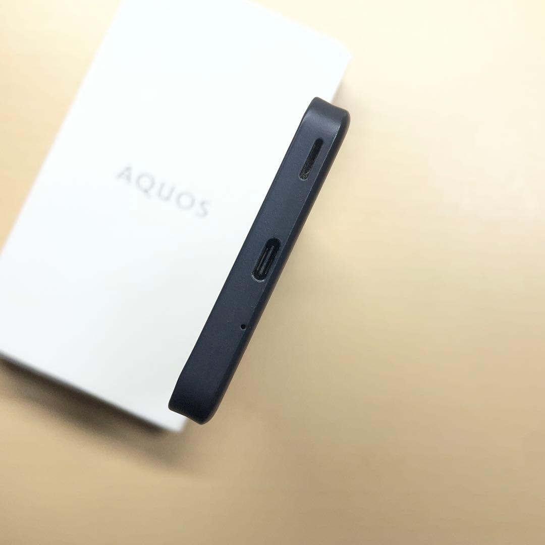 AQUOS wish A104SH 64GB SIMフリー　割れなし