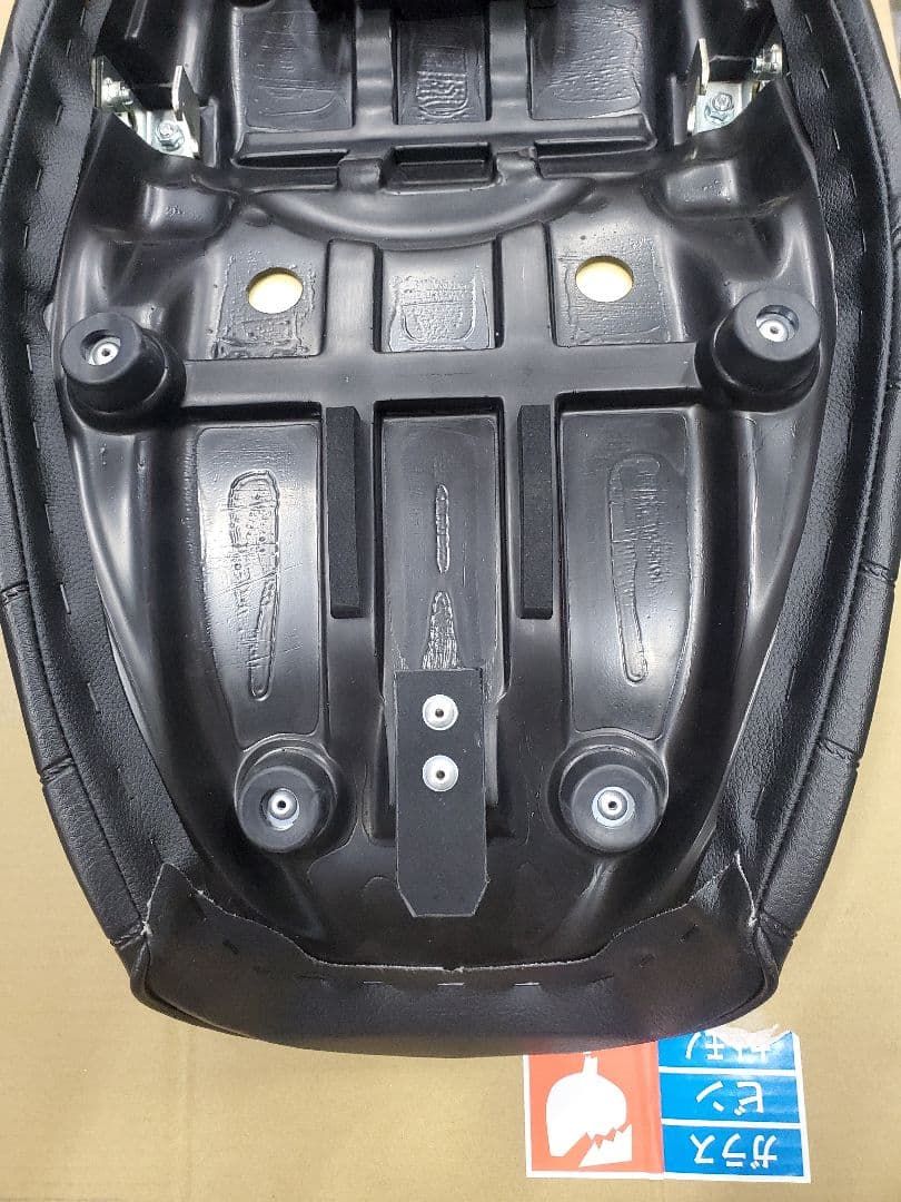カワサキZ900RS用 茗荷シート 美品