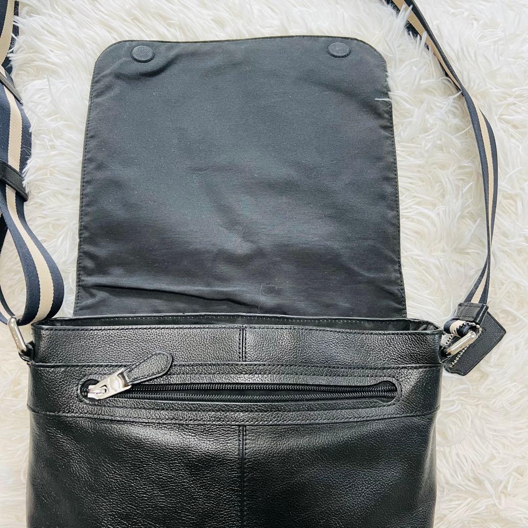 COACH チャールズ メッセンジャー ショルダーバッグ レザー　ブラック