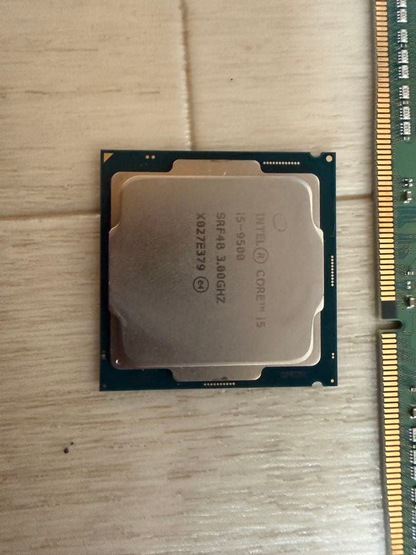 Intel Core i5-9500 + 8GB DDR4メモリセット