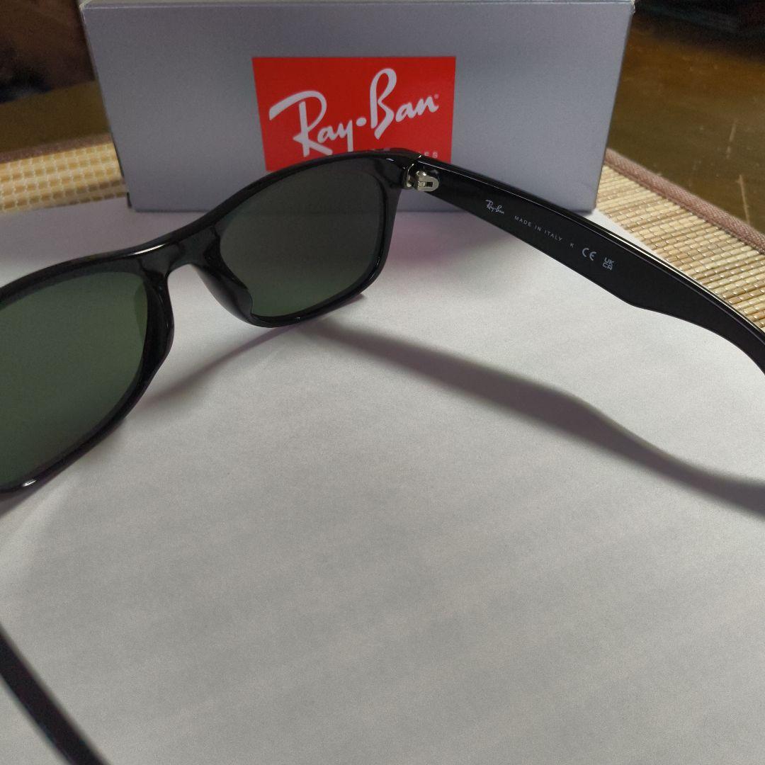 Ray-Ban ORB2132F ブラック サングラス
