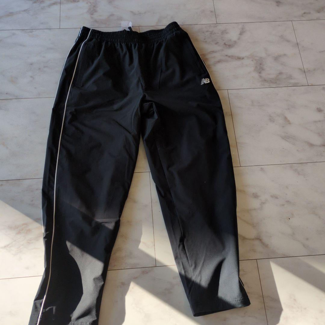 ら*ち様 7999円スタートNewBalance上下セット（amj53171bk