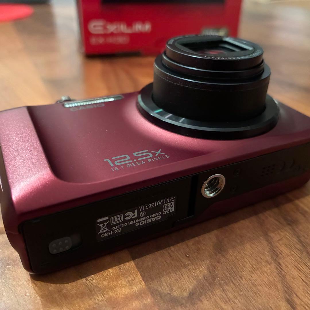 【極美品/付属品完備】CASIO EXILIM EX-H30 レッド コンデジ