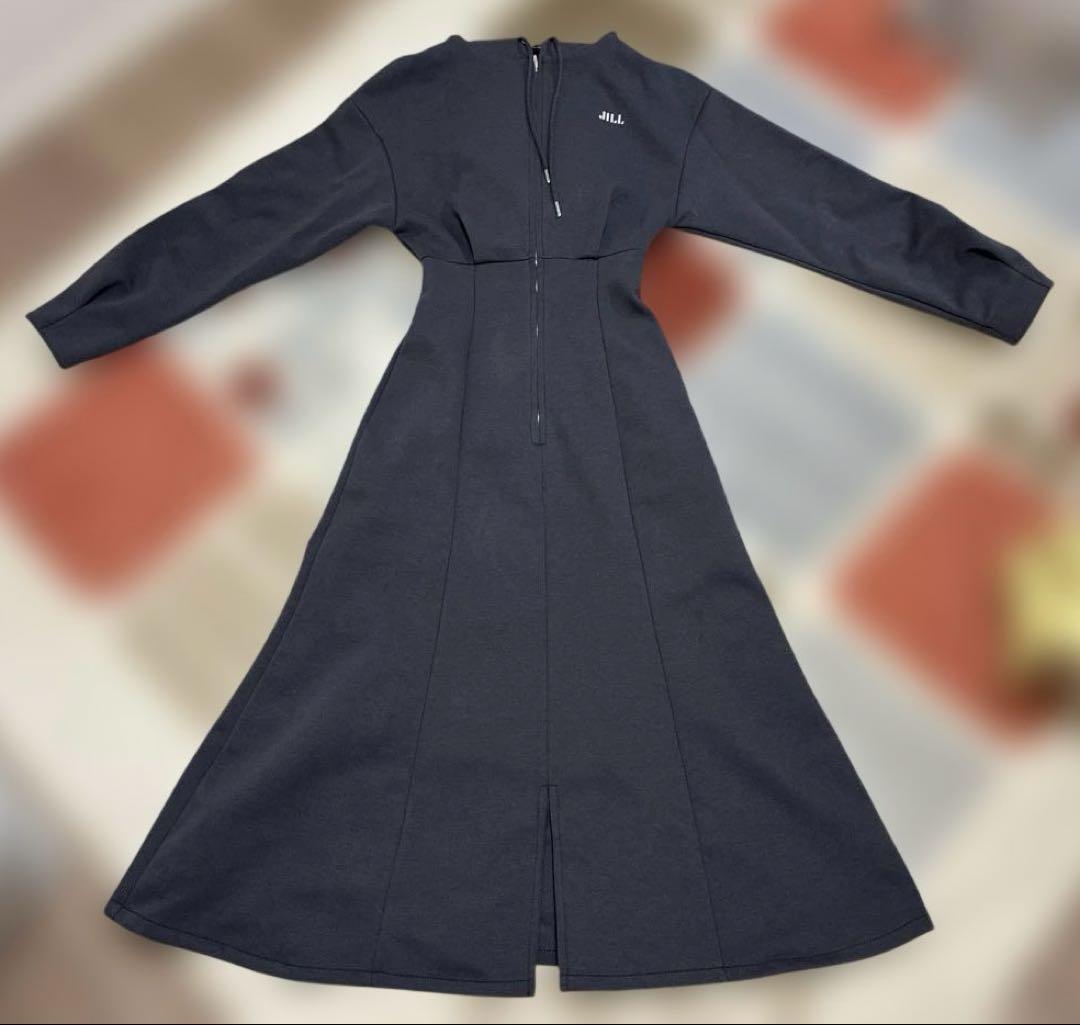 JILLSTUART ダイバーフーディーロングワンピース　チャコール