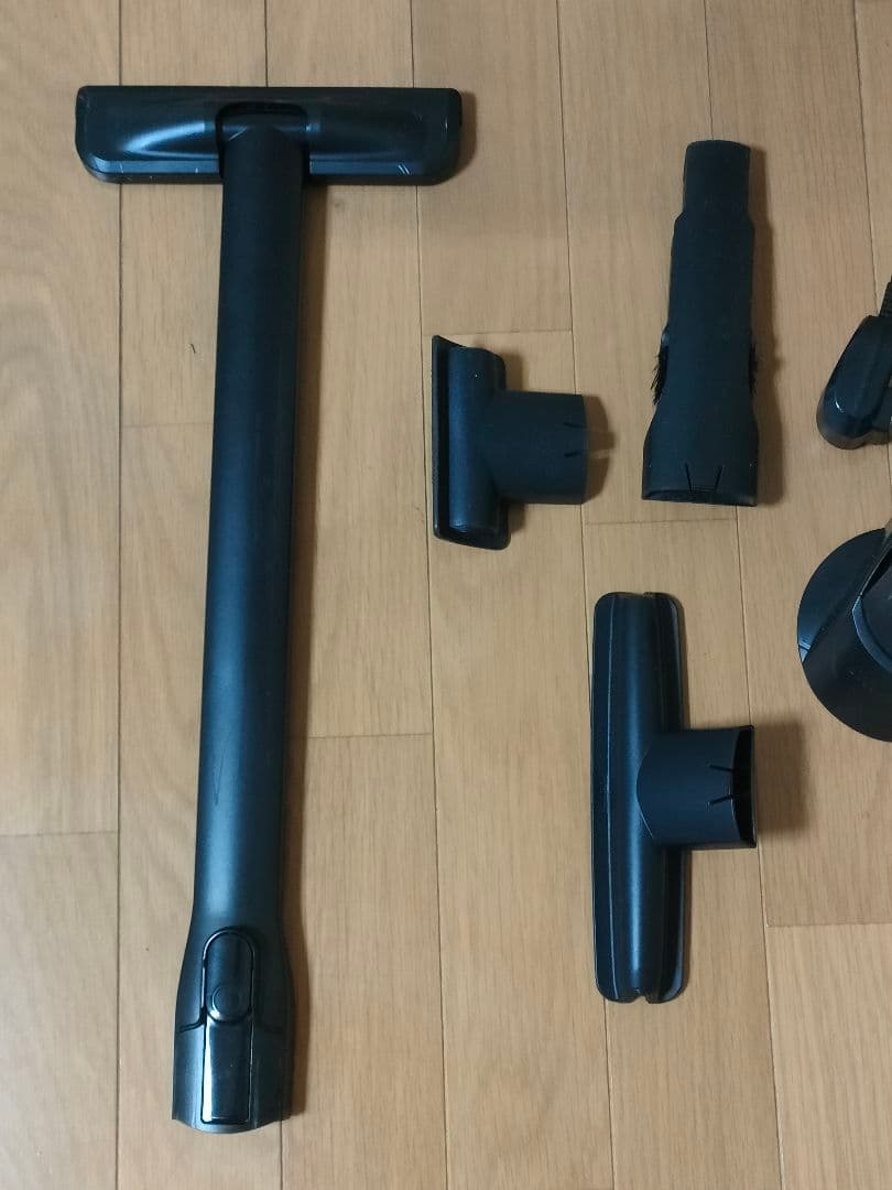 SHARK ハンディ掃除機「WV251J」バッテリー✕2個 フローリング用ノズル
