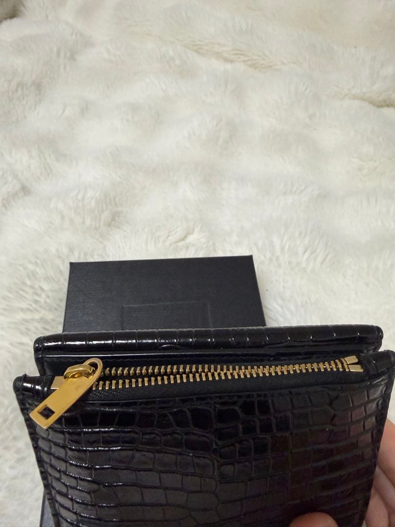 美品　SAINT LAURENT クロコブラック二つ折り財布