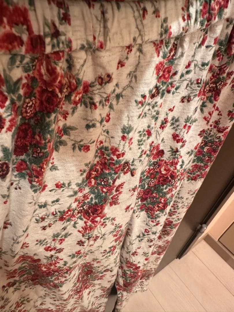 美品⭐︎キッドブルー⭐︎花柄のパジャマ Lサイズ