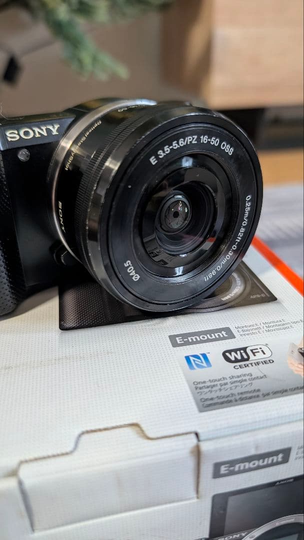 ソニー ミラーレス一眼 α5000 SONY ILCE-5000