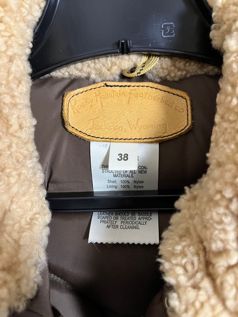 【美品】Rocky Mountain Featherbed ダウンベスト 38