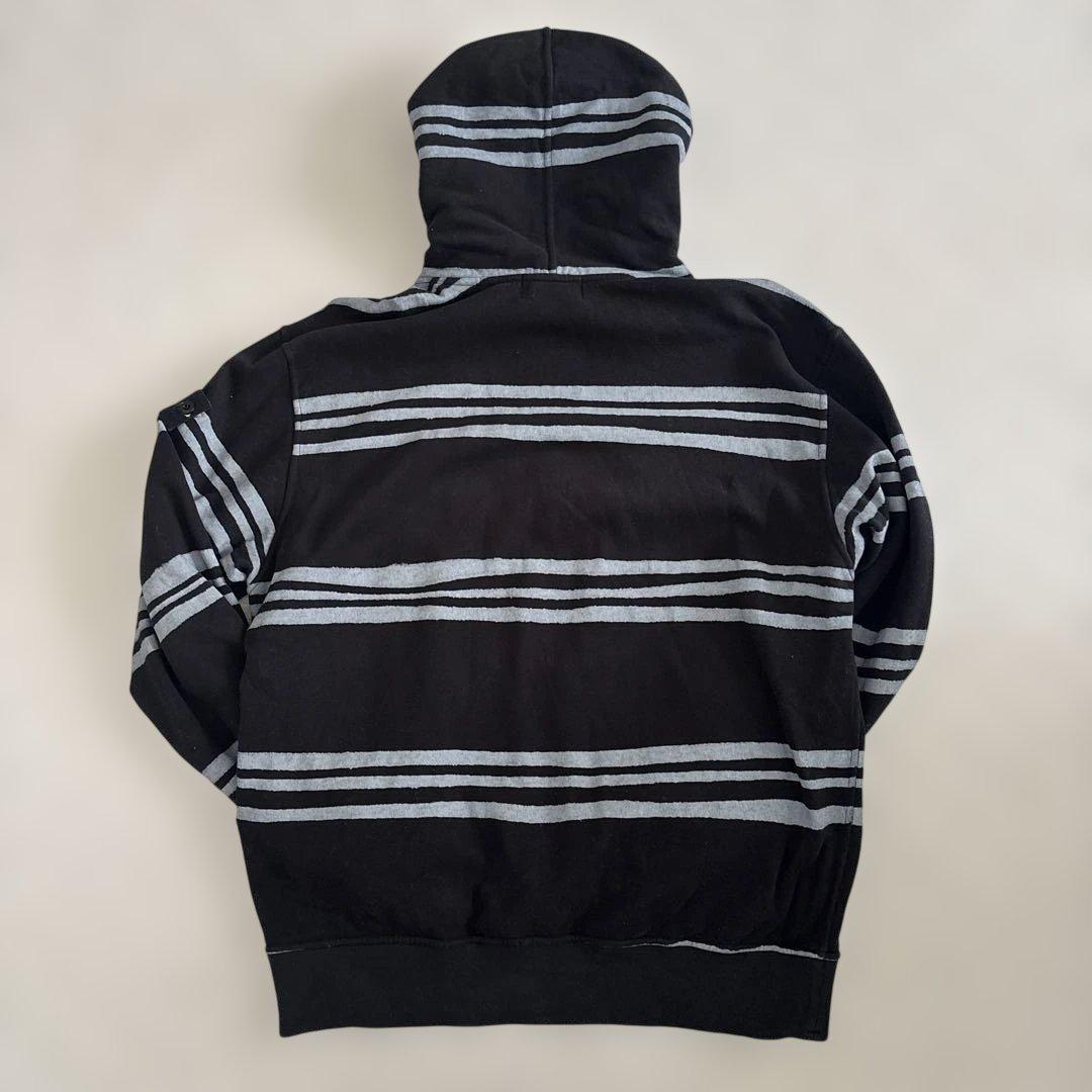 stone  supreme スウェット パーカー