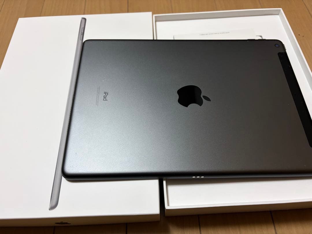 Apple iPad 第9世代　スペースグレー 本体