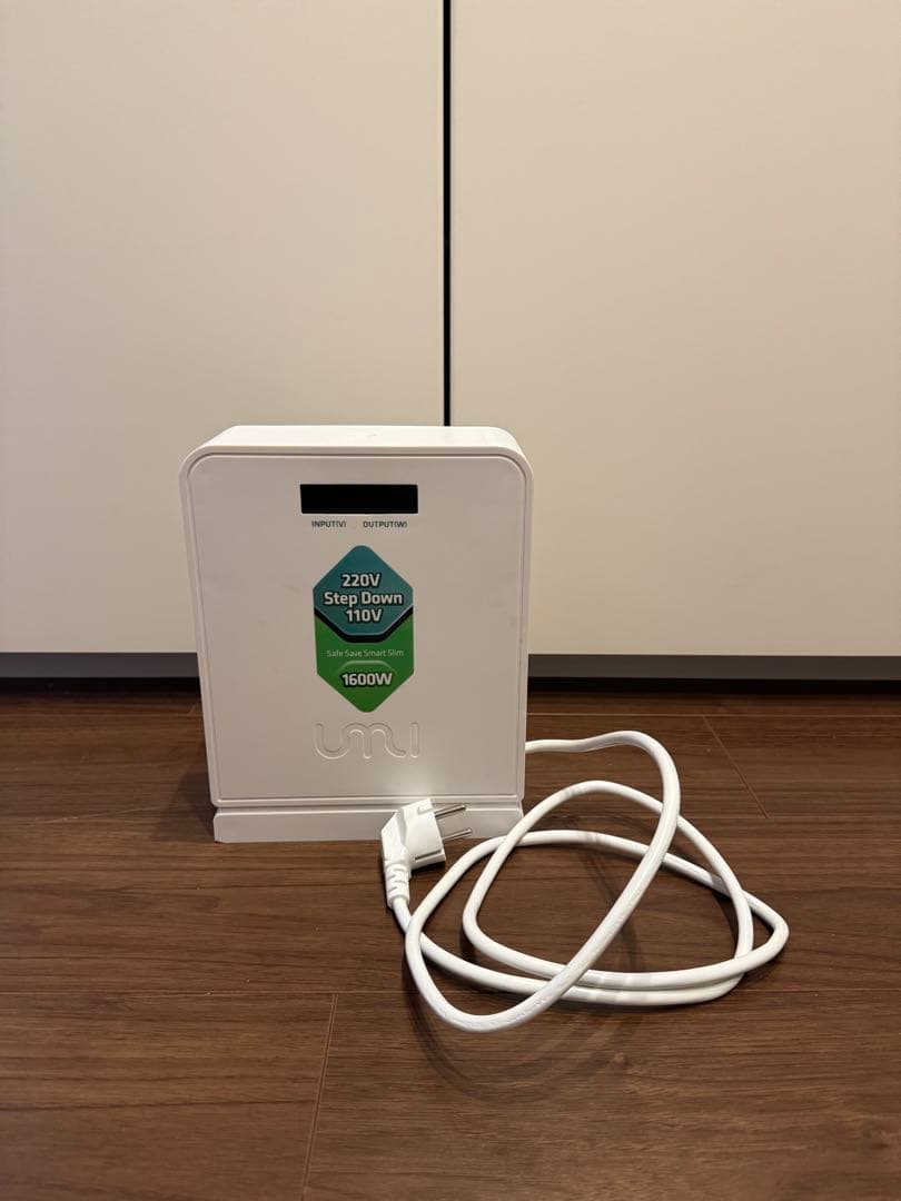 umivc 変圧器 AC220V to 100V 1600W ダウントランス