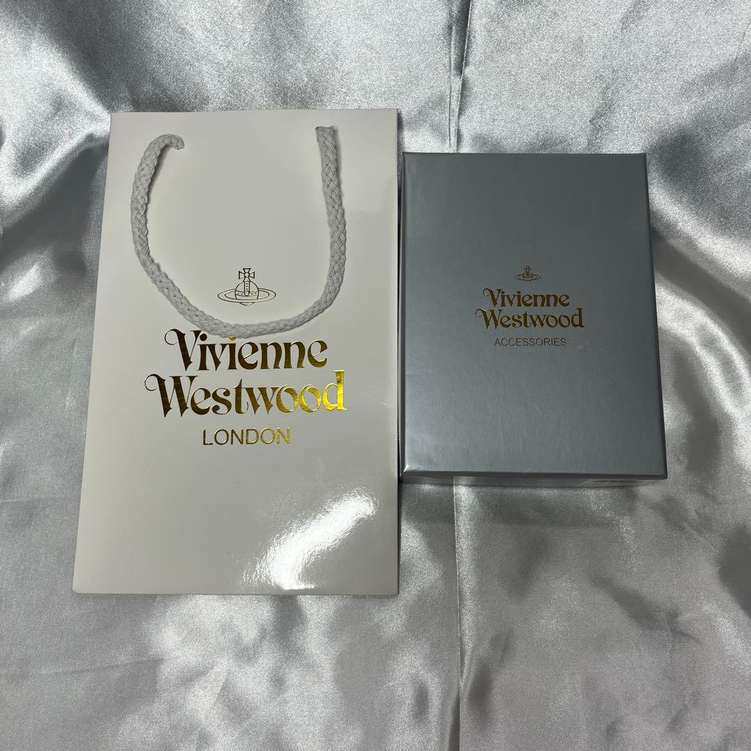 新品 Vivienne Westwood黒 ブラック 銀色オーブ 三つ折り財布
