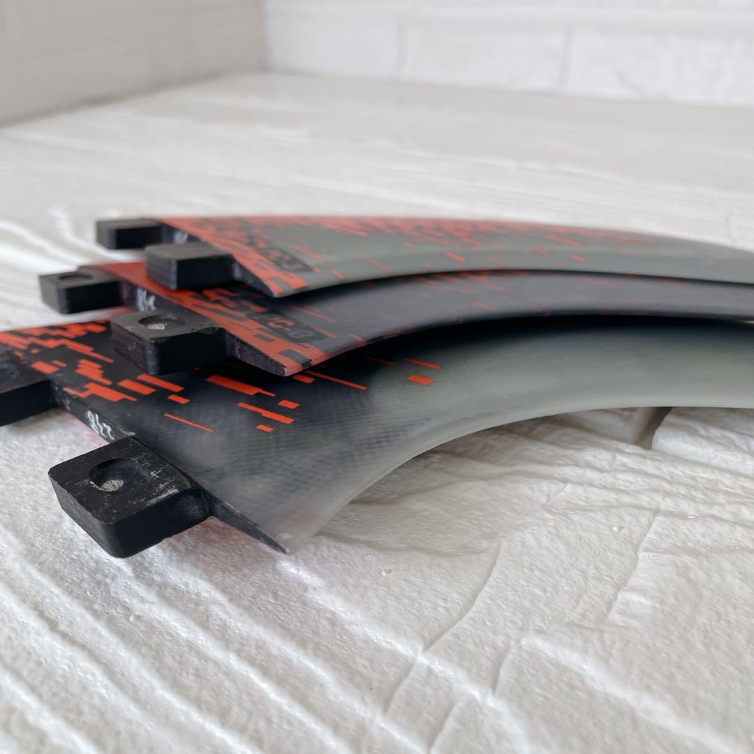 美品　FCS PC3 PC TRI FIN SET トライフィン　Sサイズ