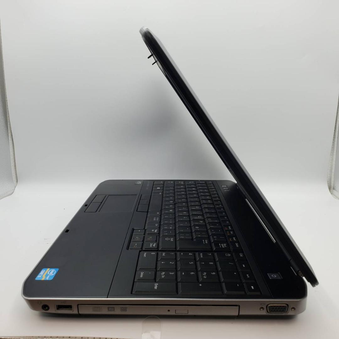 DELL ノートパソコン DVDドライブ 15インチ 映画 Office
