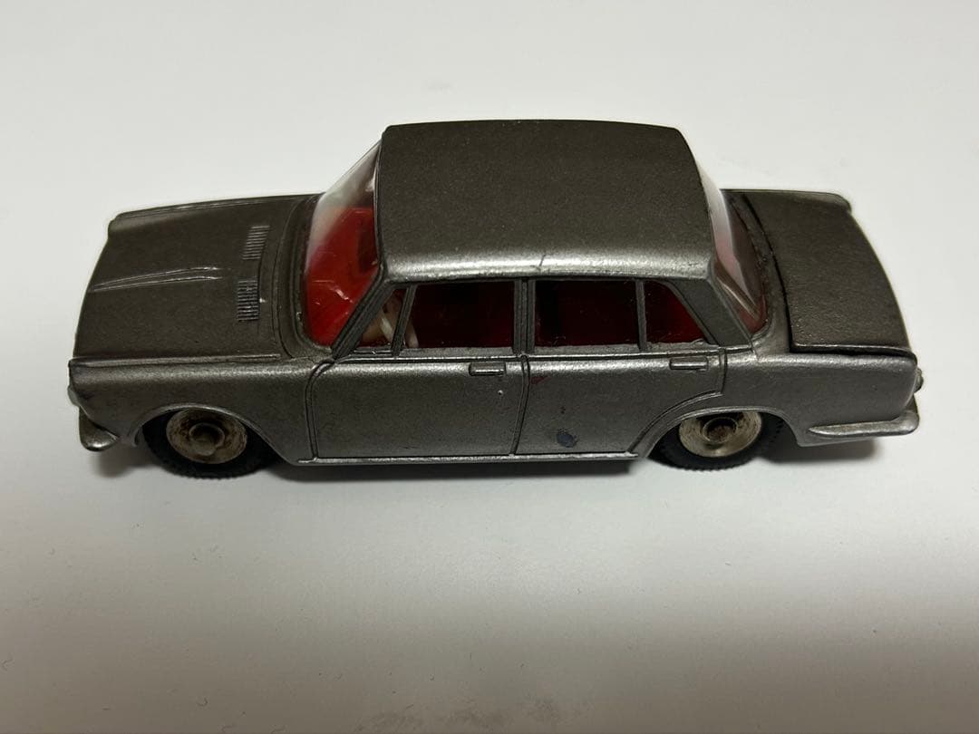 Dinky Toys Simca 1500 【523】