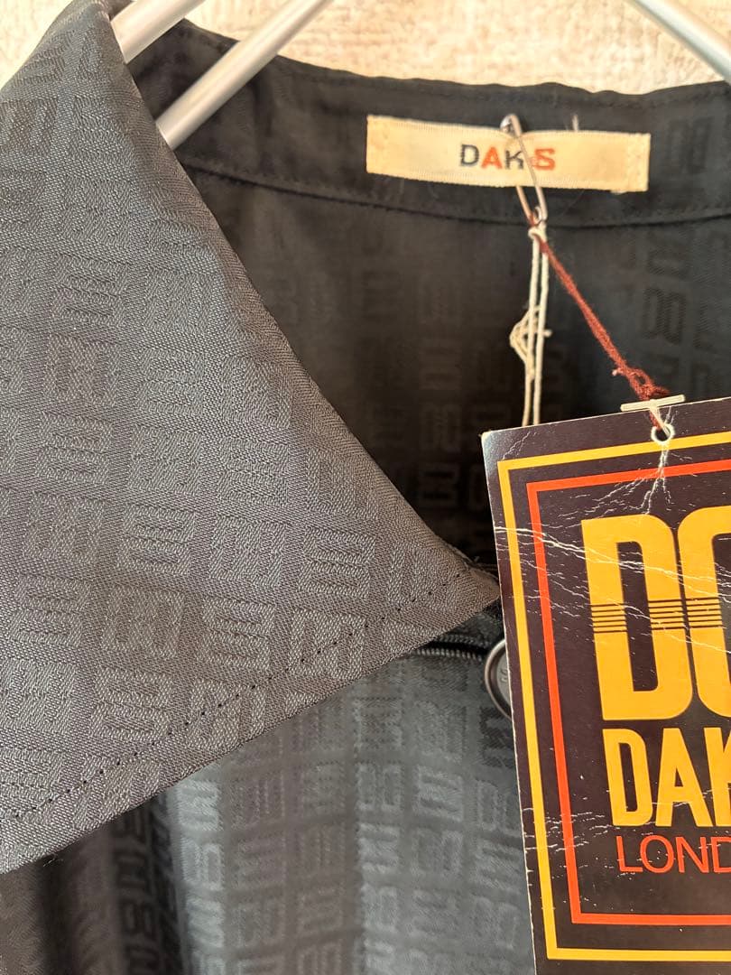 【未使用】DAKS LONDON コート 黒 ロゴ総柄 ジャガード 11AR