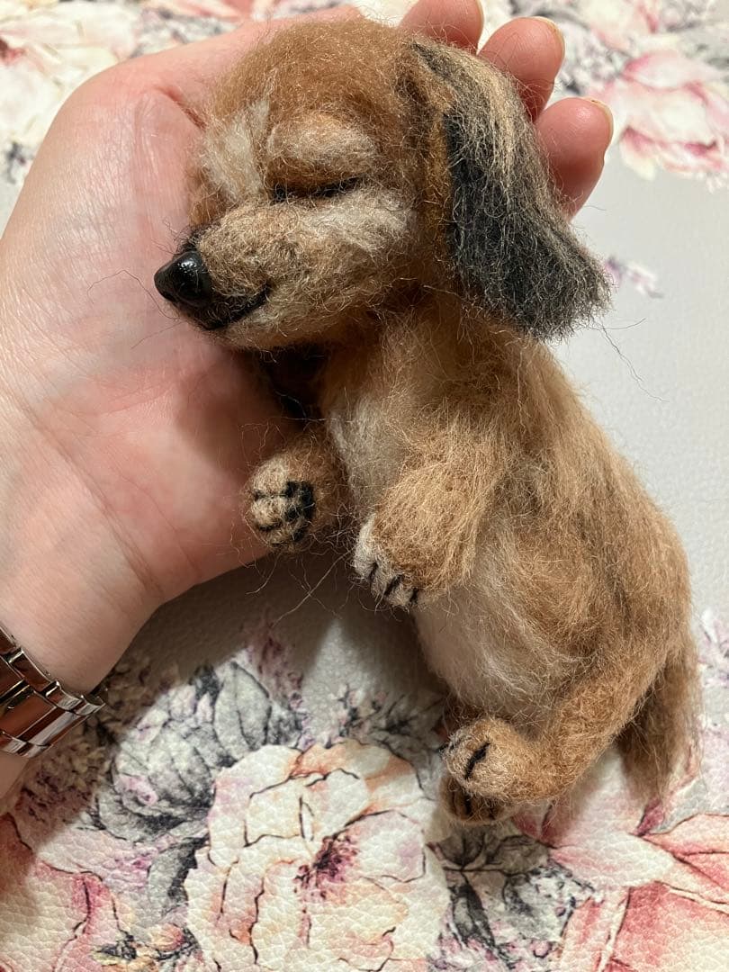 羊毛フェルト　ミニチュアダックスフンド