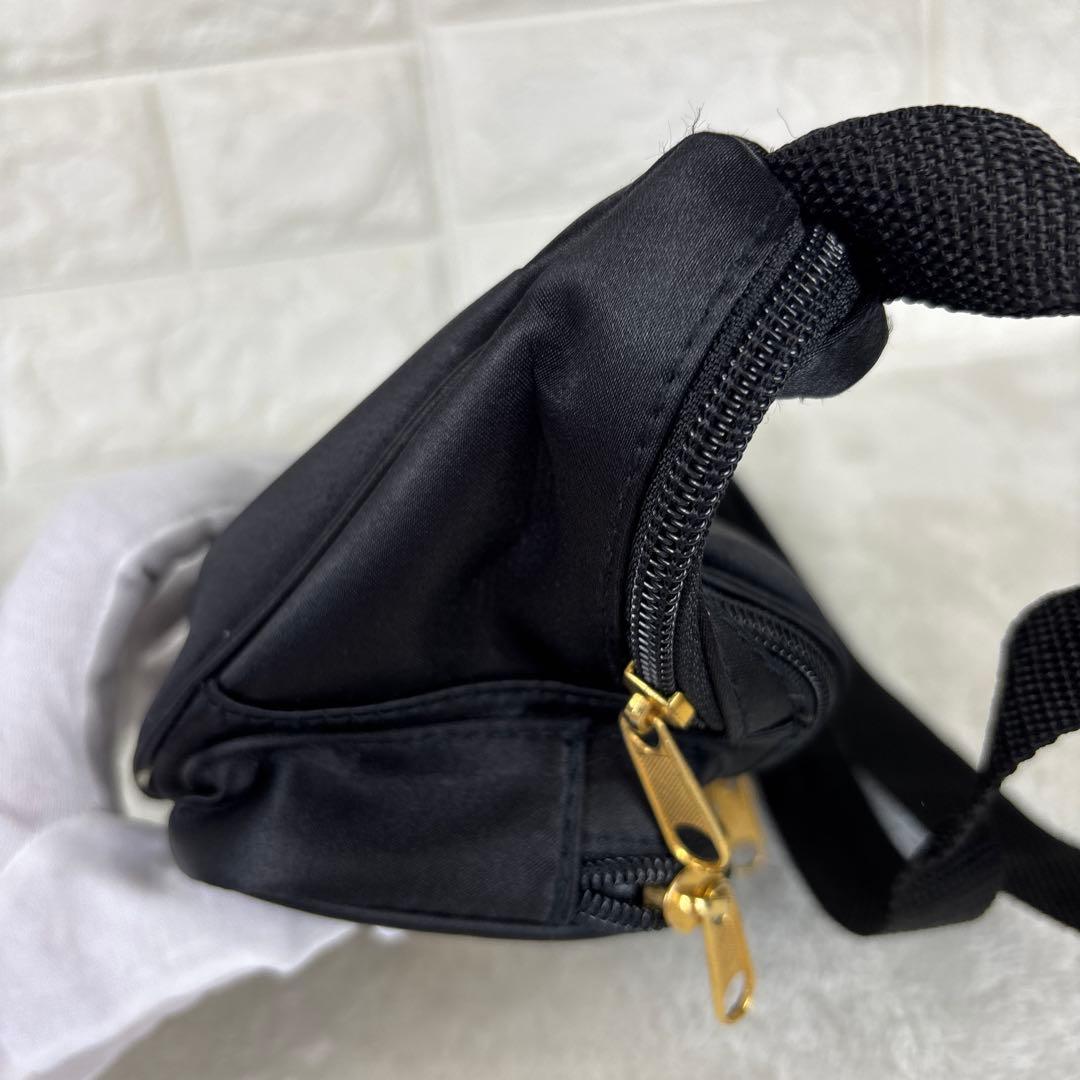 BettyKAN★ 様MOSCHINO モスキーノ ボディバッグ