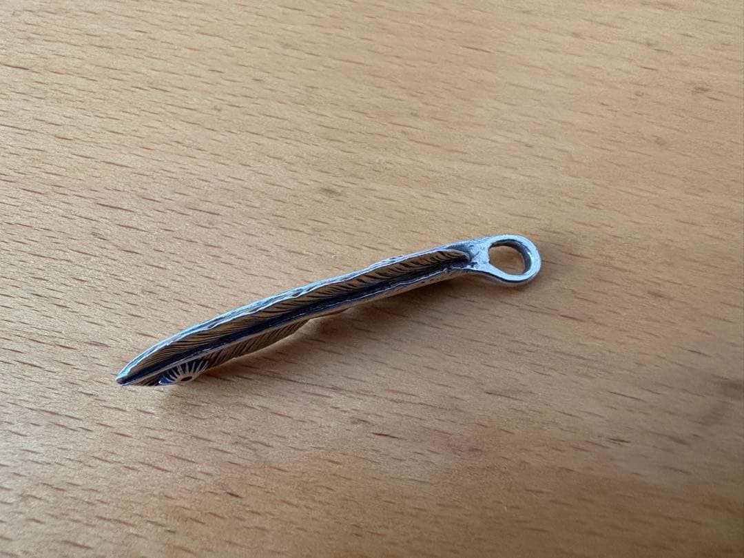 アリゾナフリーダム フェザー ペンダントトップ シルバー 4.8cm 7g
