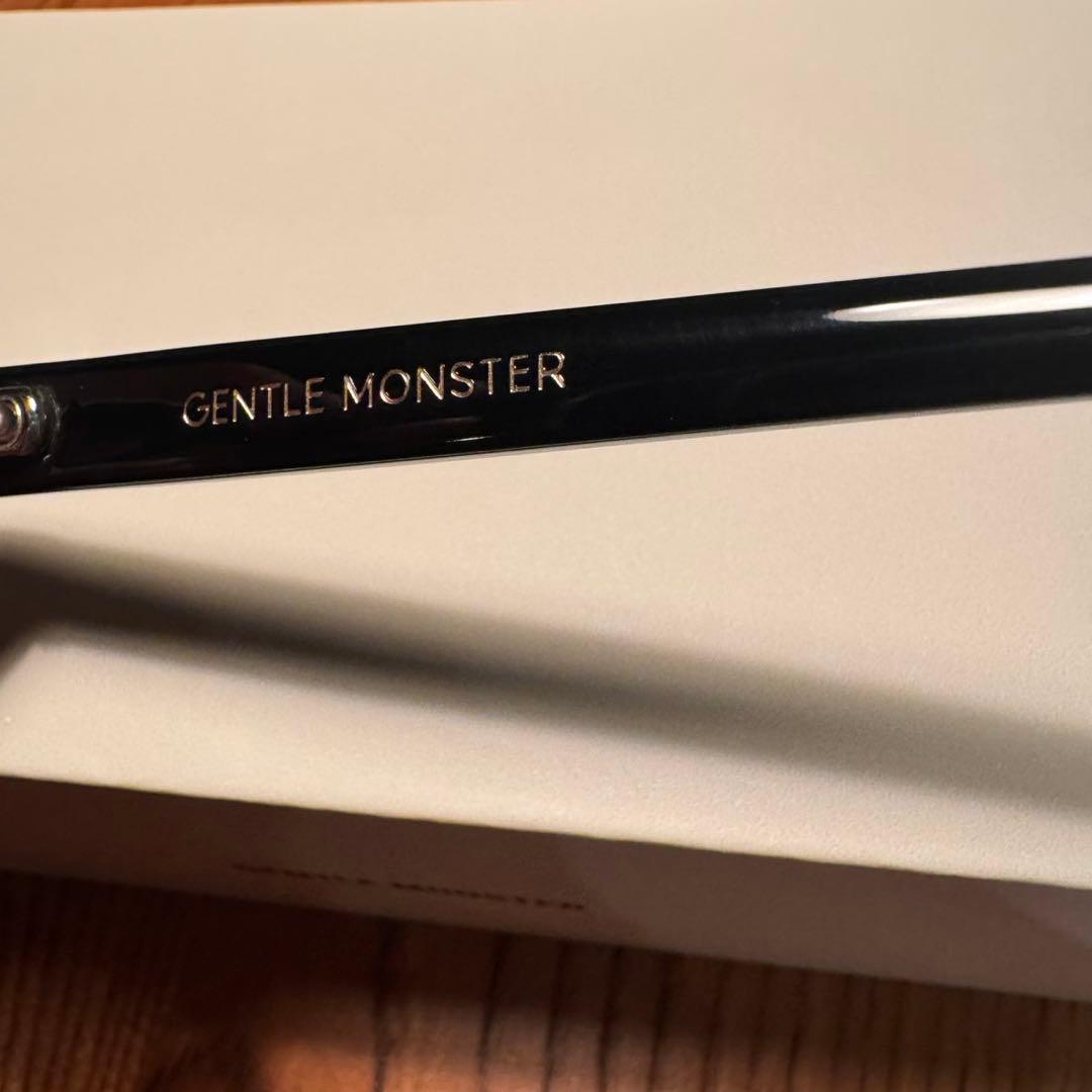 GENTLE MONSTER ジェントルモンスター　South Side レッド