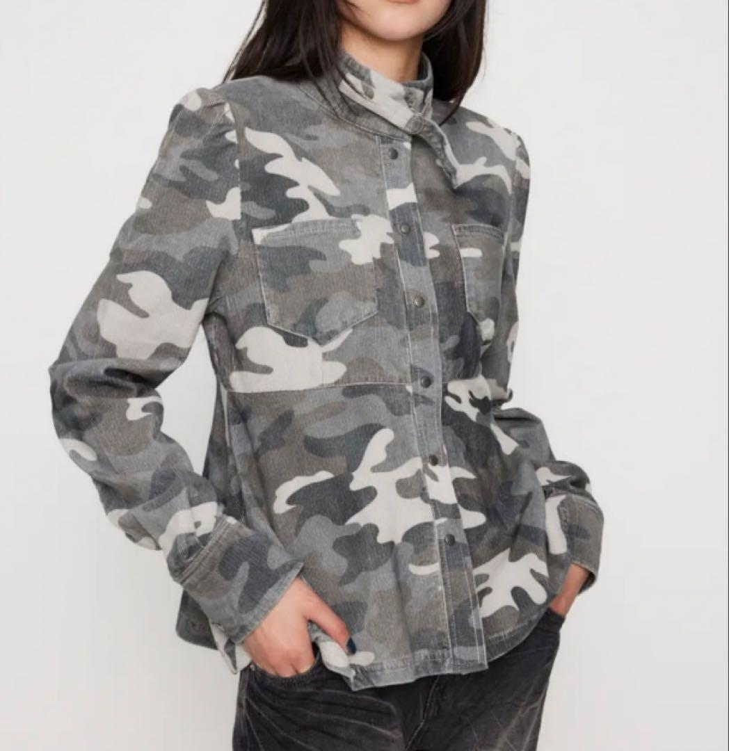 新品未使用LAGUA GEM PEPLUM CAMOトップスGRY