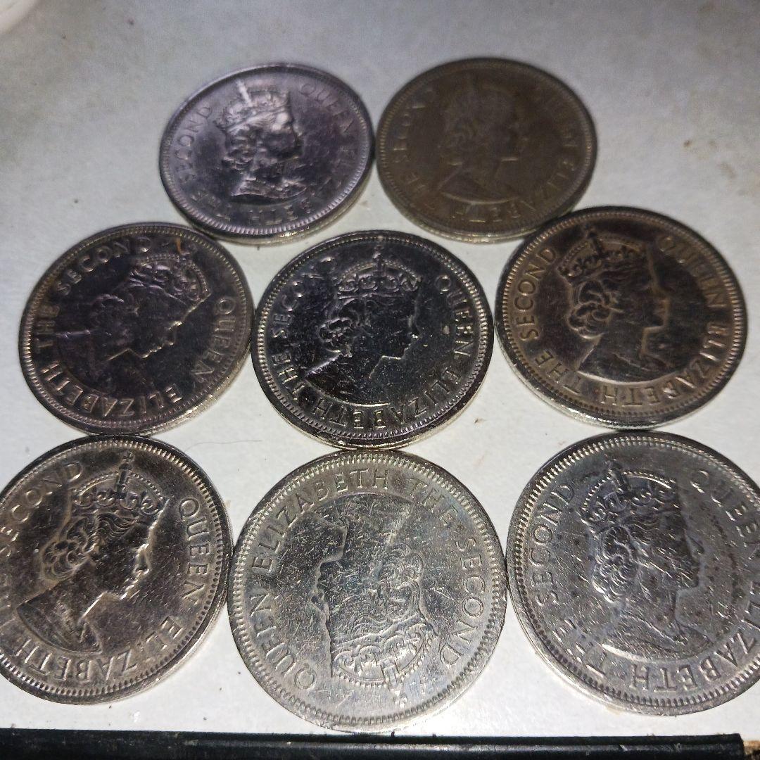 旧硬貨とエリザベス2世シルバーセット
