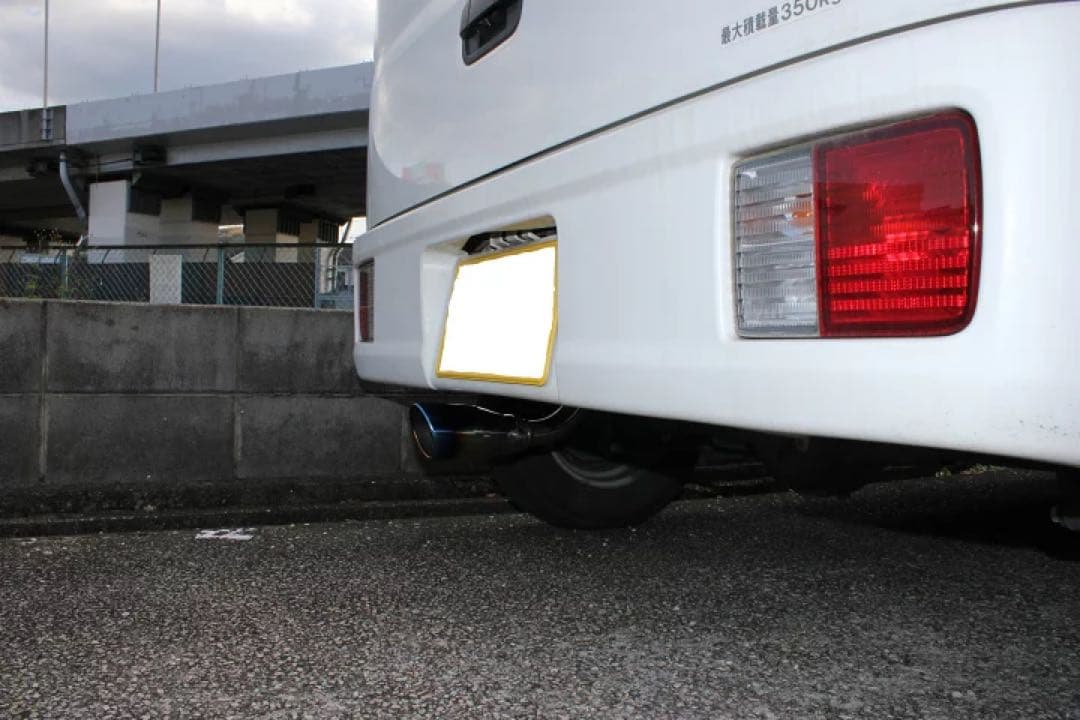 専用Bluefin スズキ エブリィ バン HBD-DA17V 1本出しマフラー
