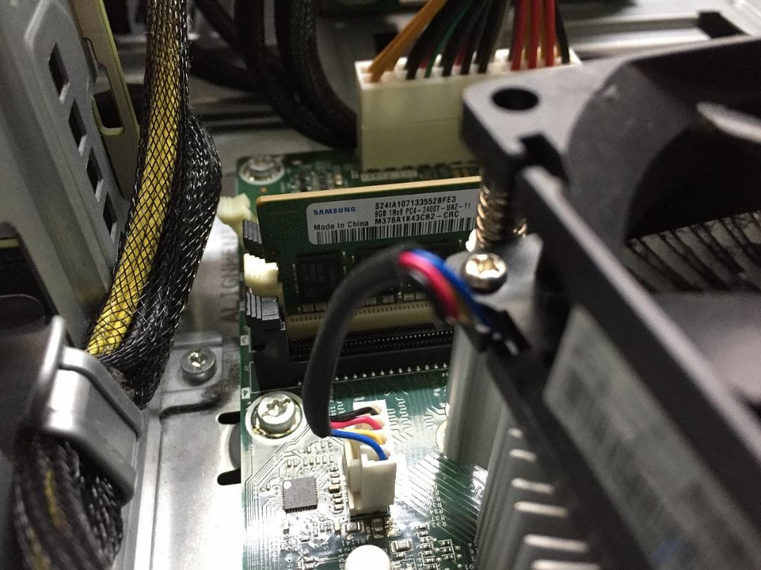 HPE ProLiant ML30 Gen10 サーバー　No2
