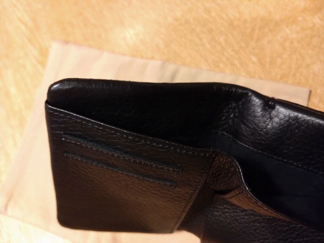 ア―ツアンドサイエンス　二つ折り財布