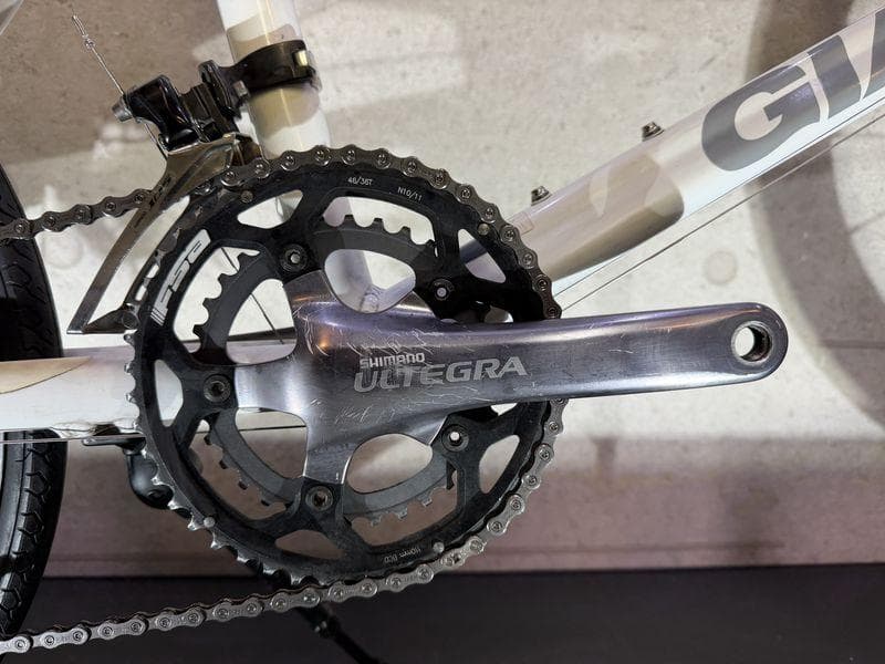 GIANT IDIOM ULTEGRA M ドロップハンドル　20インチ