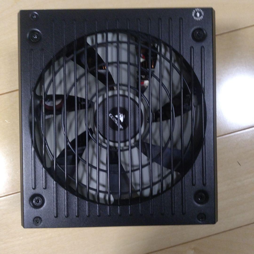 CORSAIR 電源ユニット 80PLUS GOLD認証取得　RM750x