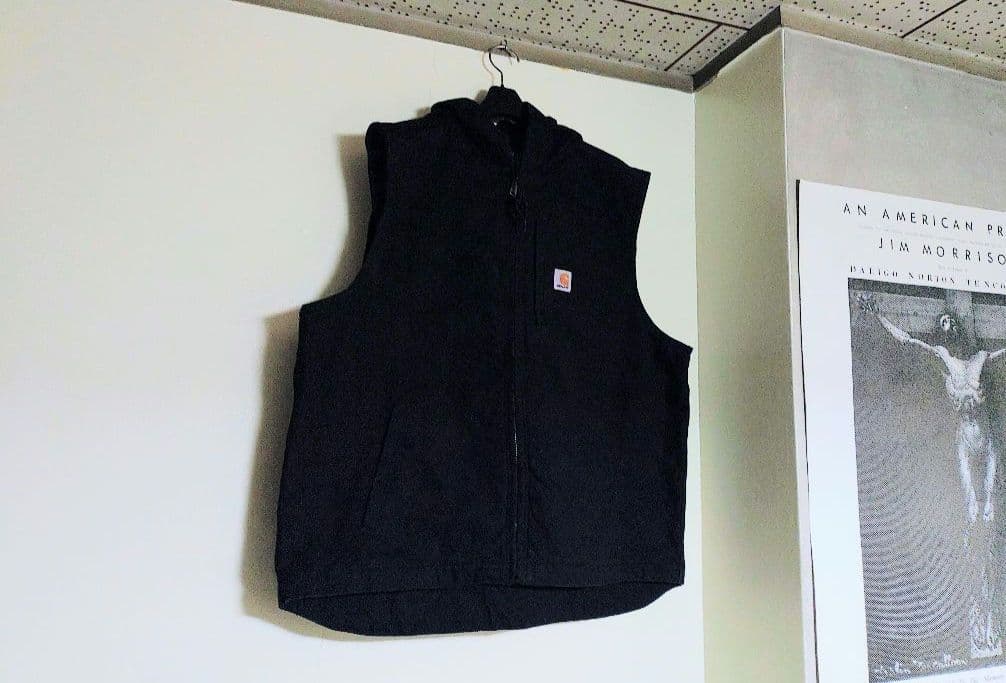 ✨今だけ価格✨◼️Carhartt ブラック フード付きダックベスト[USED]