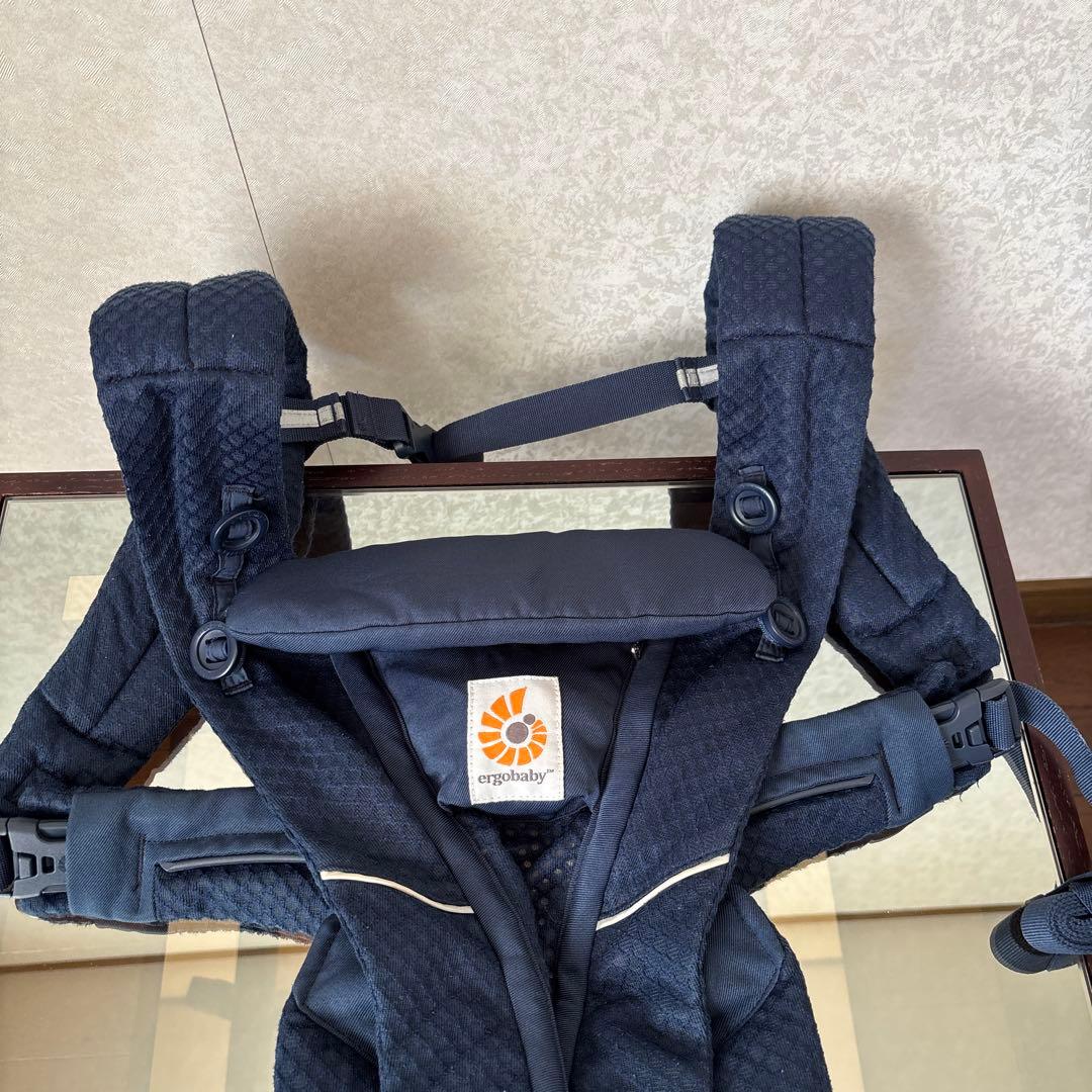 【良品】エルゴベビー オムニブリーズ ネイビー 抱っこ紐