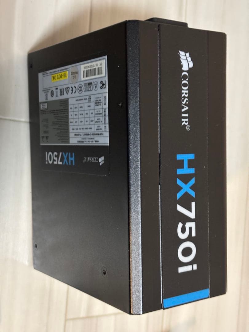 CORSAIR HX750i 750W 電源ユニット