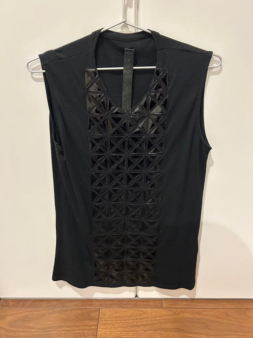 Gareth Pugh ガレスピュー
