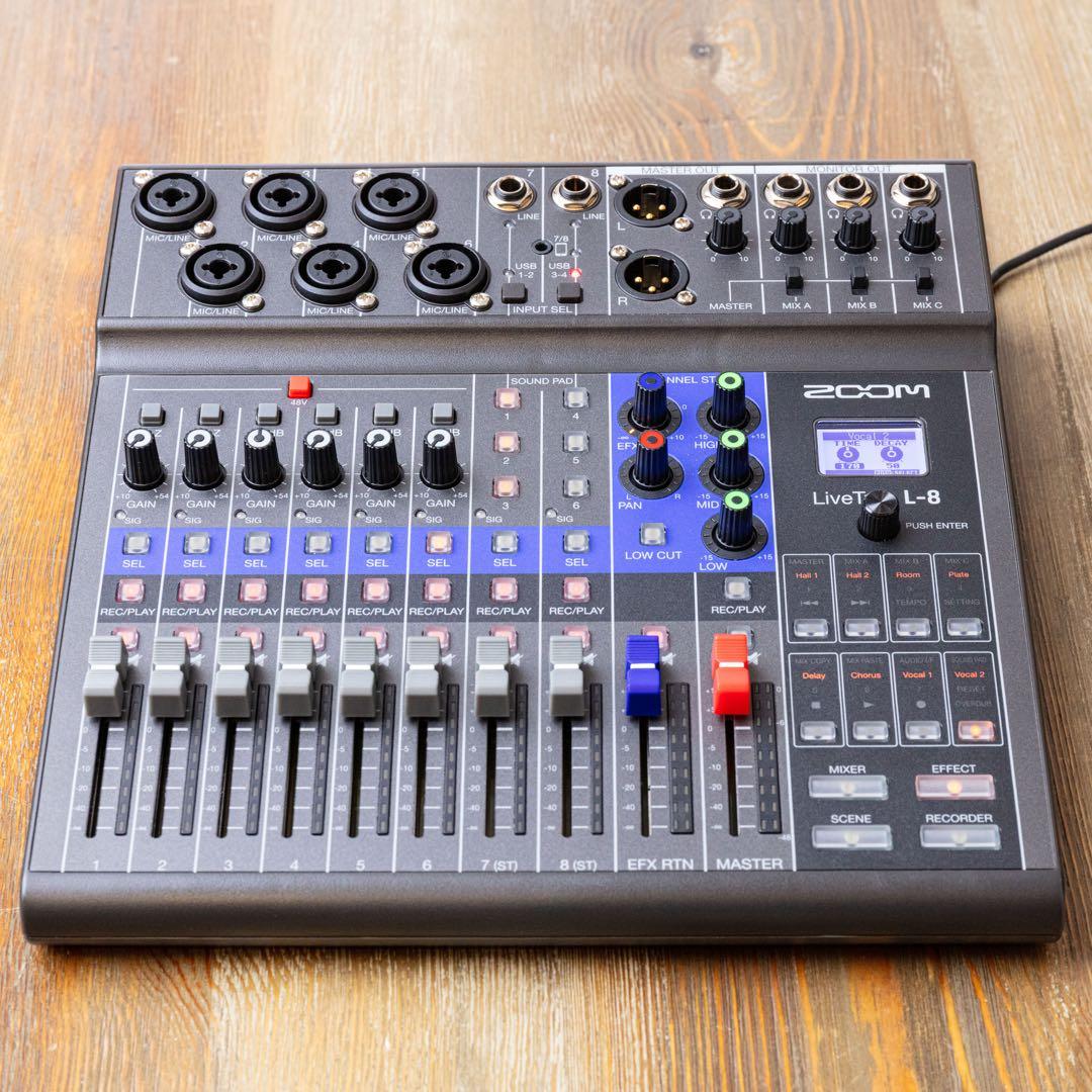 【美品②】ZOOM LiveTrak L-8 8chミキサー/レコーダー