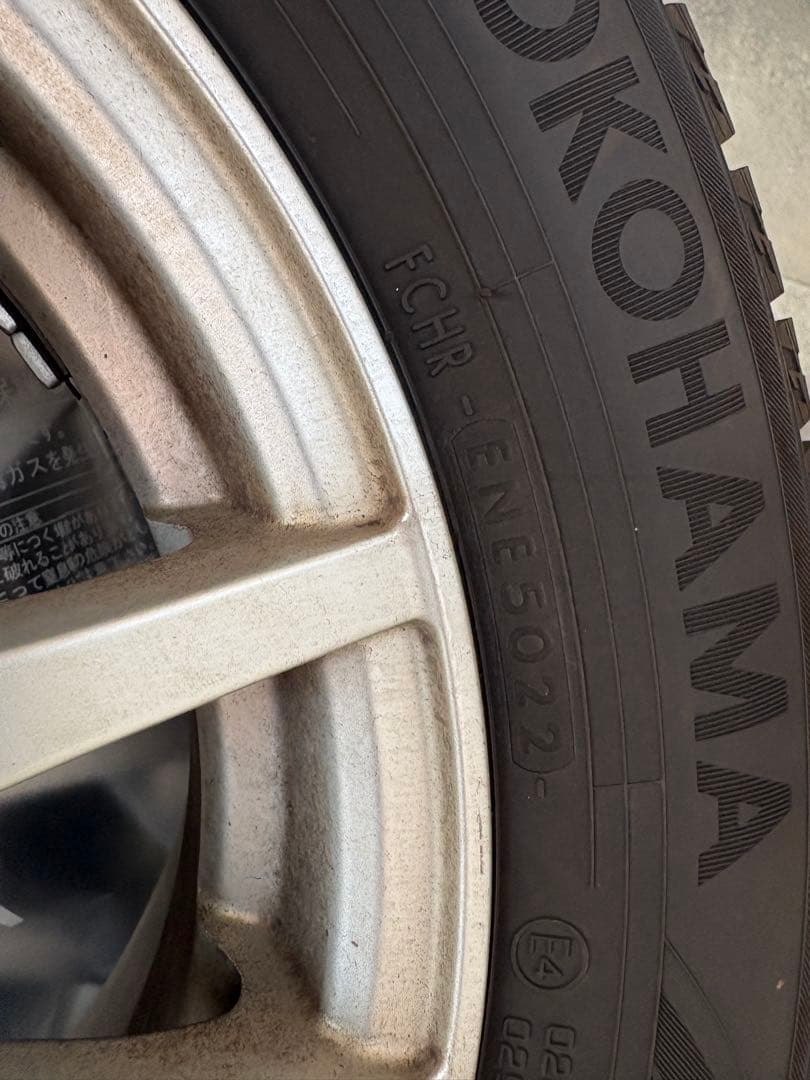 【H.H】YOKOHAMA 175/70R14 スタッドレスタイヤ