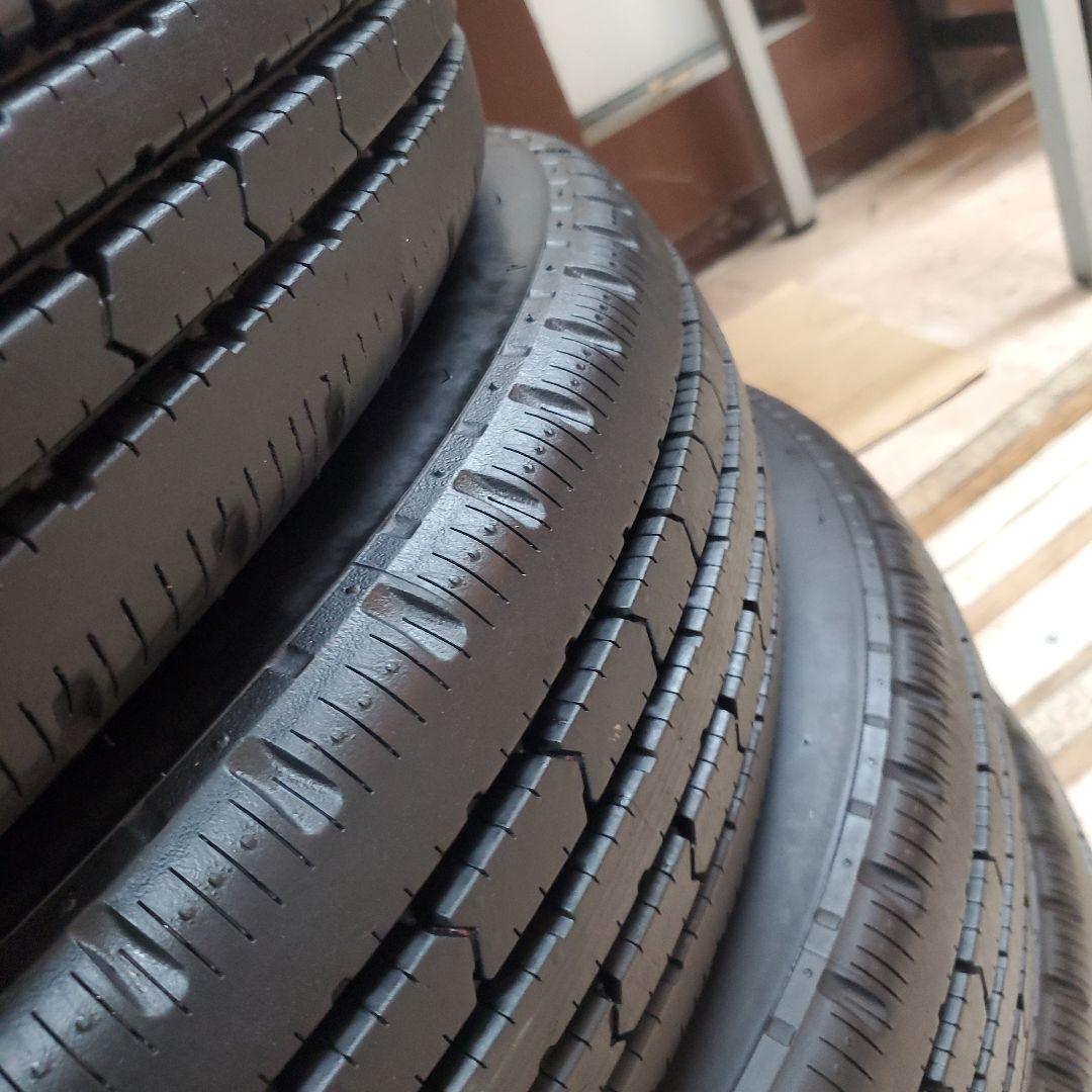 BRIDGESTONE 205/80R17.5 875ページ 6本中1本