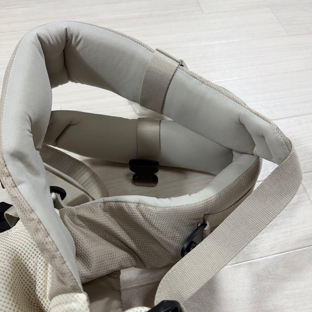 極美品 アンジェレッテ 抱っこ紐 ベビーキャリアオン ベージュ