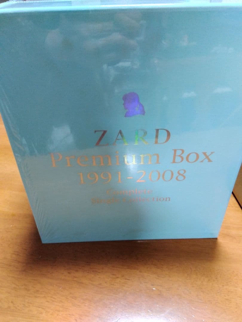 ZARD Premium Box 1991-2008 シングルコレクション新品！