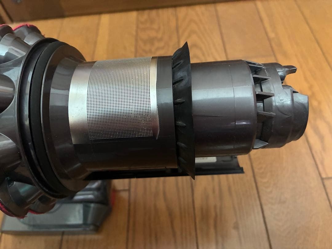 ダイソン　コードレス掃除機　SV18　①　2022年製　稼働時間：43分22秒