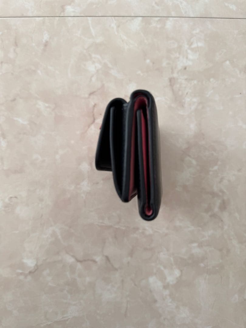 MIU MIU リボン付き三つ折り財布