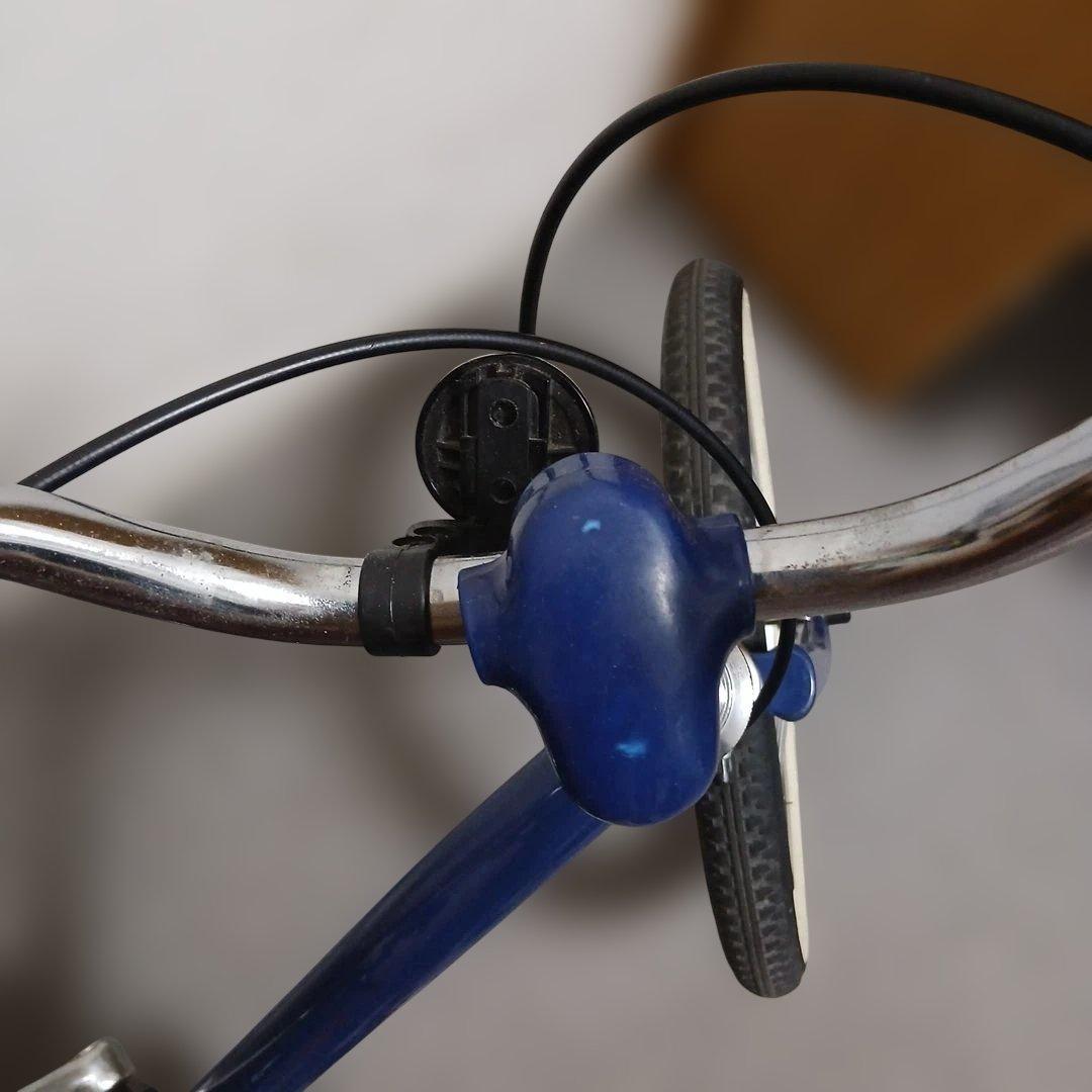 青い１８インチあさひ子供用自転車