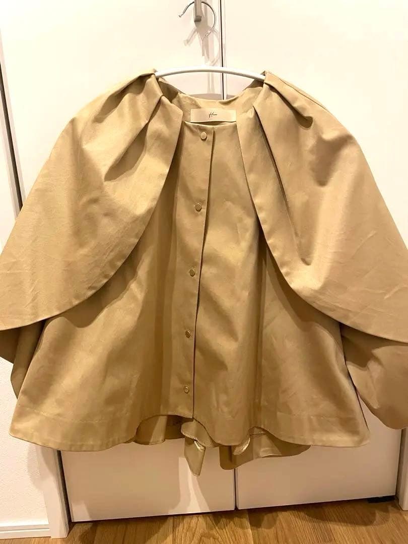 HEVE へイヴ 【ハナビラトレンチ】　ベージュ