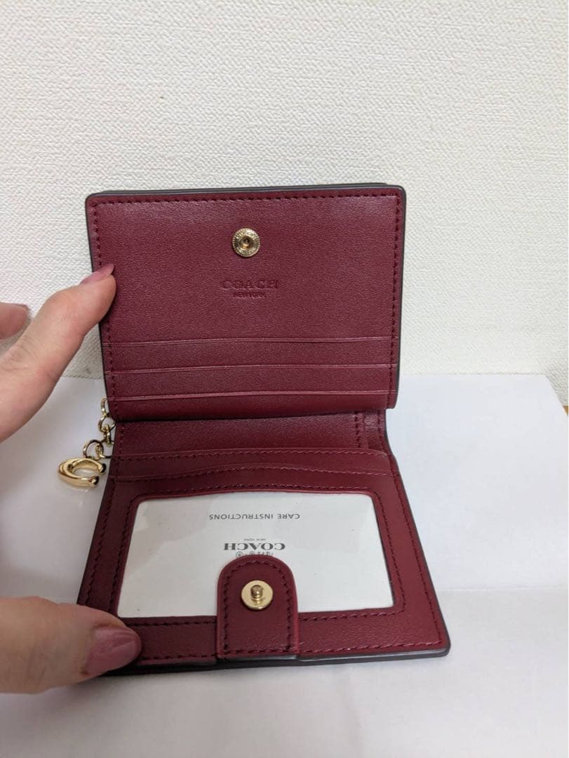 【COACH】コーチ レインボー シグネチャー 折り財布