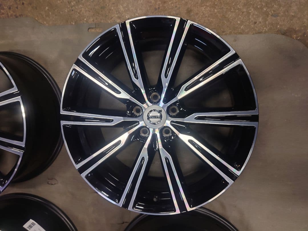 ボルボXC60純正19インチホイール
