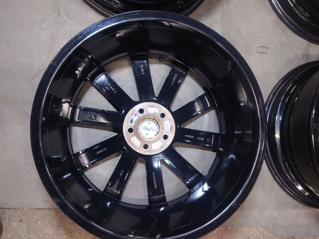 ボルボXC60純正19インチホイール