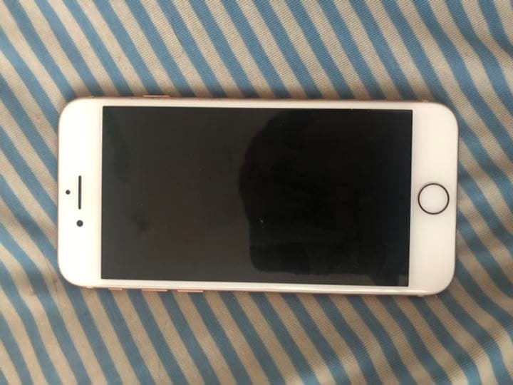 スマホアクセサリー Iphone 8 64gb